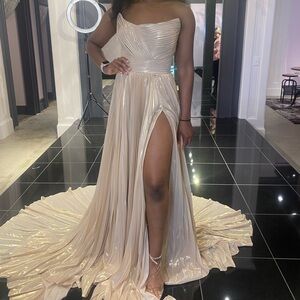 Jovani Couture Gown Size 4 Gold